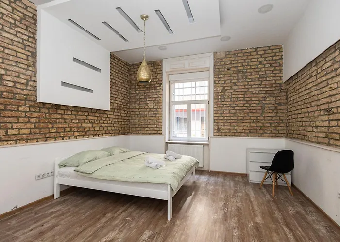 Spacious & Minimalistic In Downtown דירה *